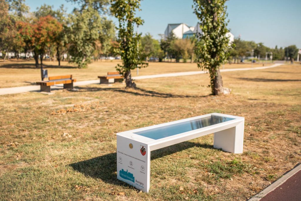 solar powered smart benches